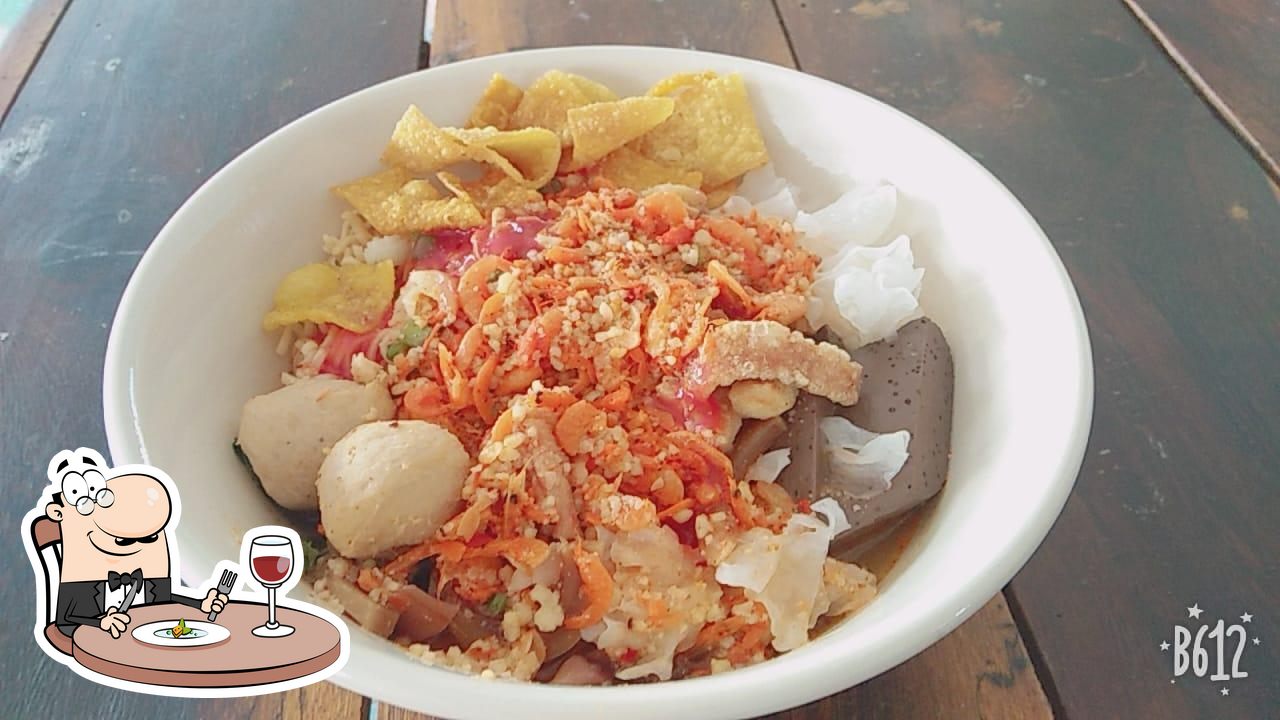 ก๋วยเตี๋ยวน้องน้ำฟ้า