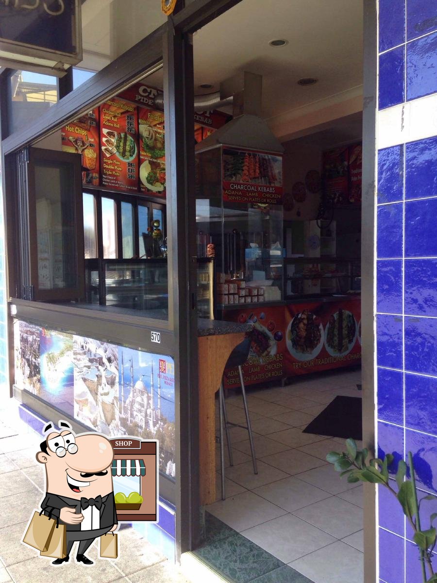 Ipeks Pizza Pita & Kebabs