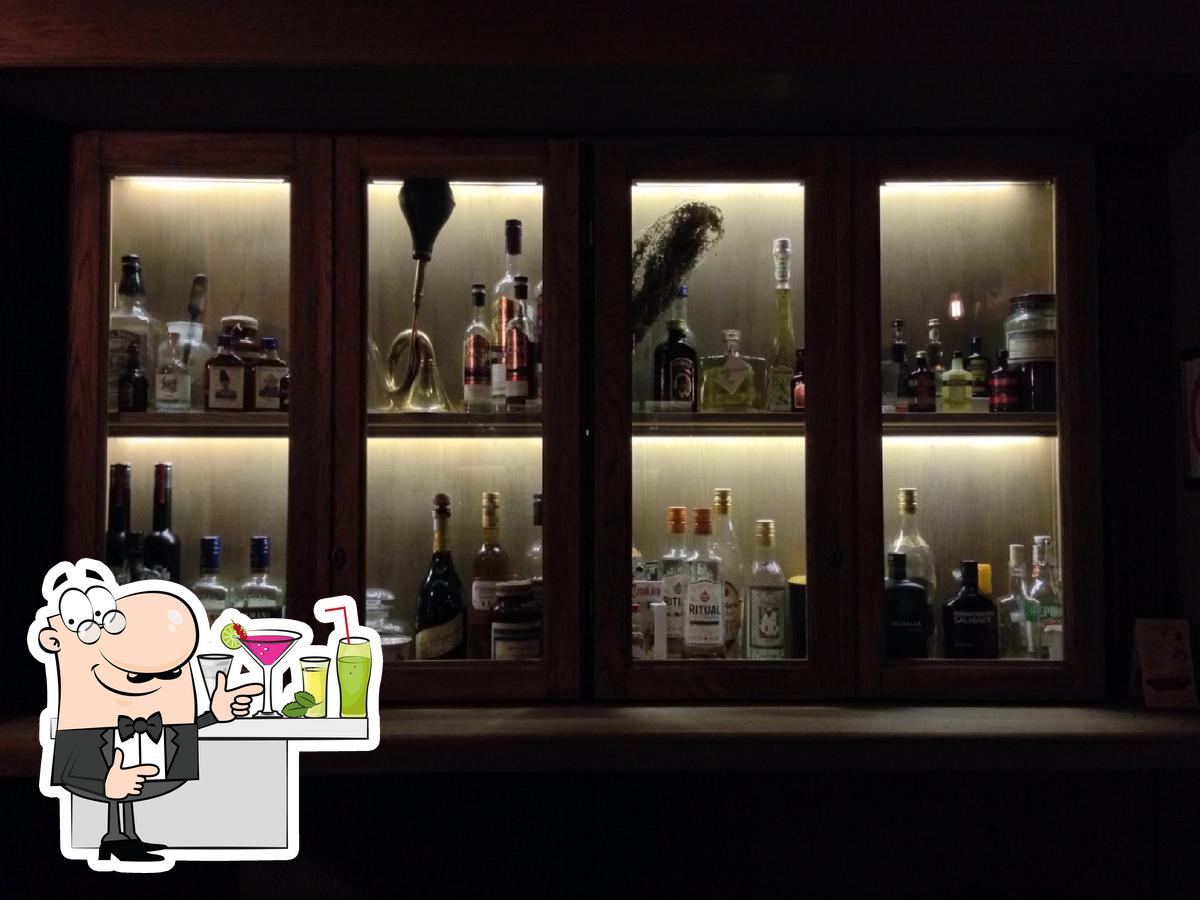Apotheke Bar