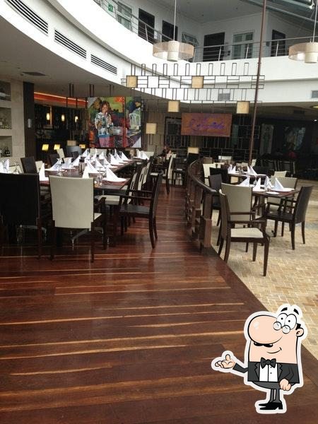 La Zarzuela Restaurant
