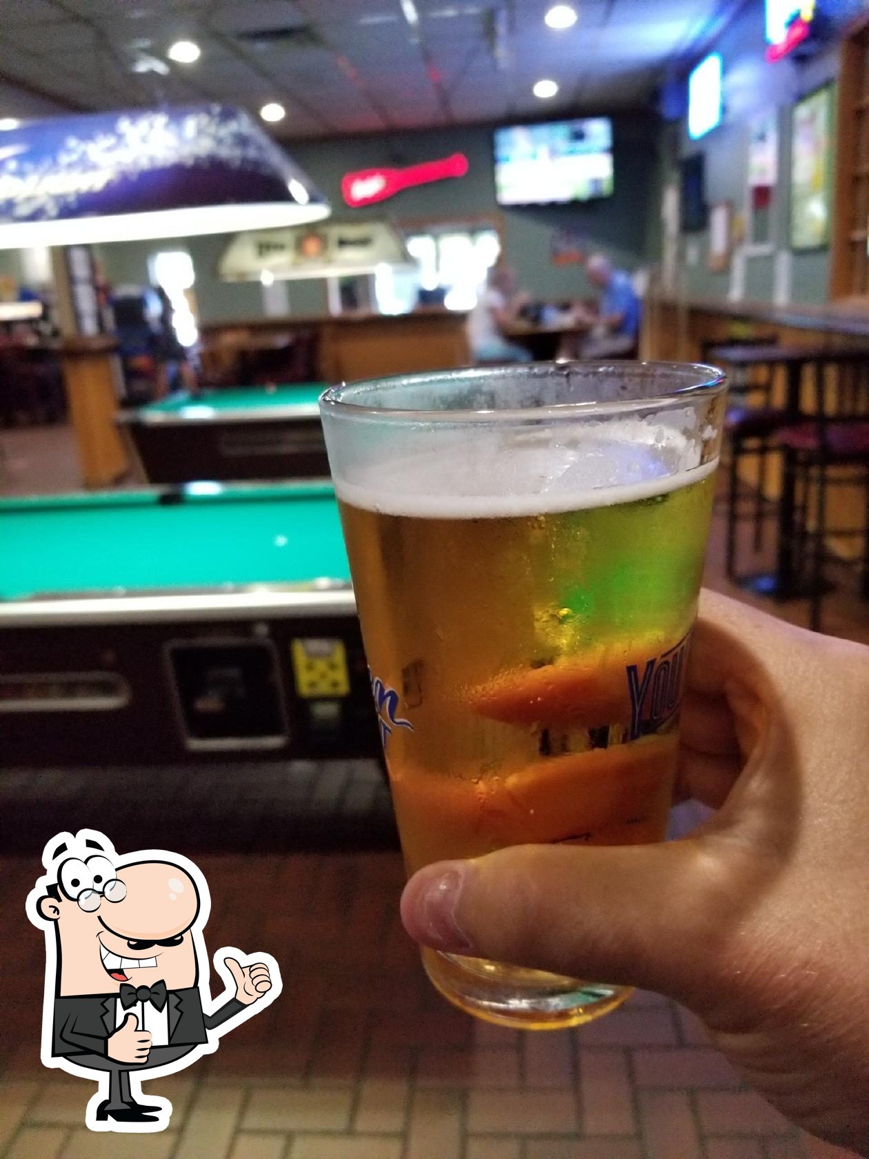 Charlies Eatery & Pub