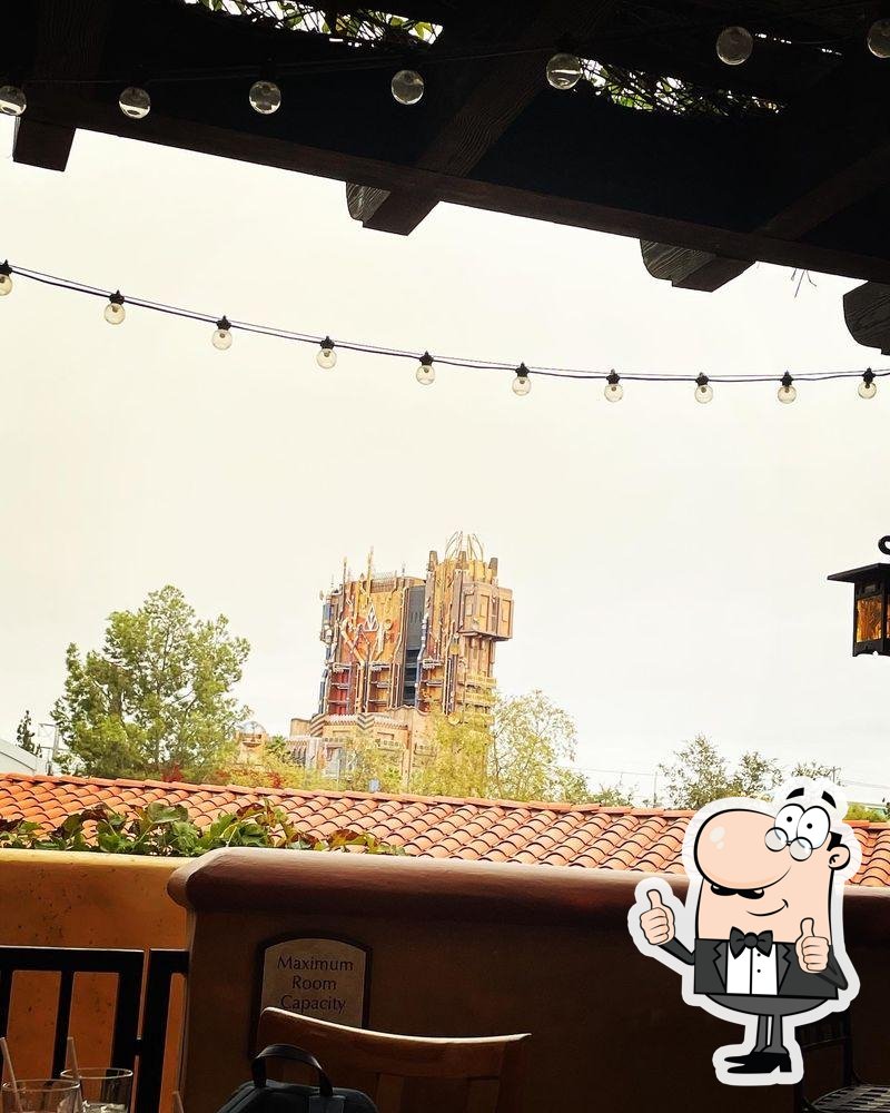 Carthay Circle Lounge