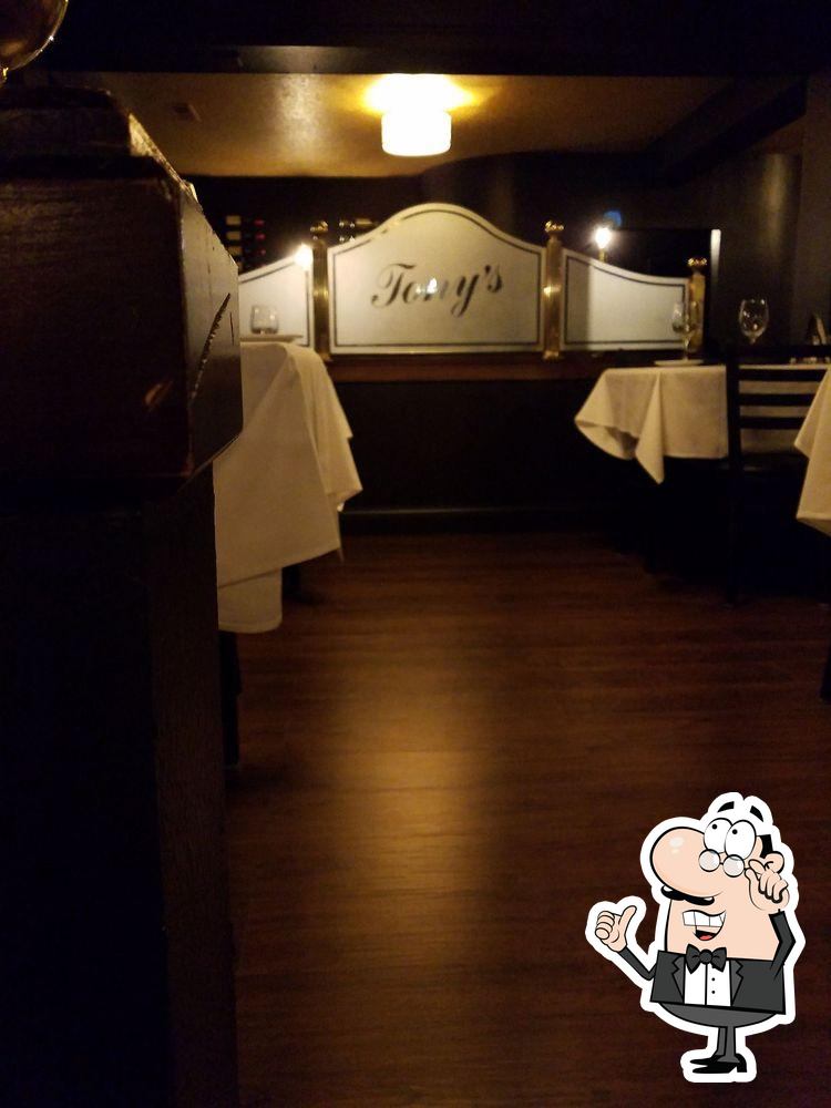 Tony's Restaurant & 3rd Street Cafe