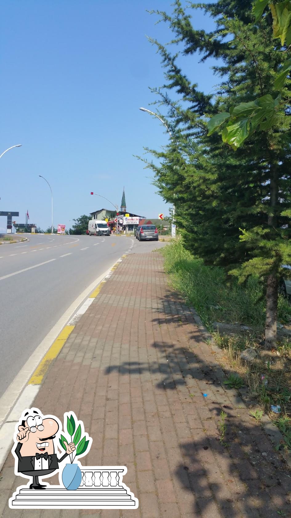 Ormaniye Yanı Bolulu Hasan Usta Köfte Sucuk Çay