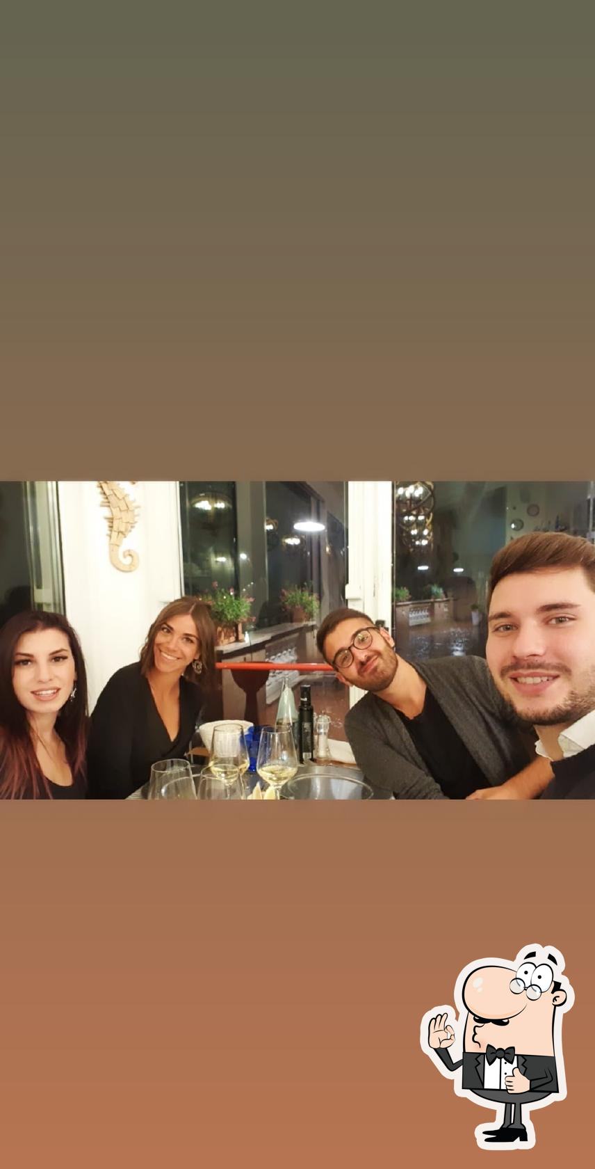 Cris Fish Bistro
