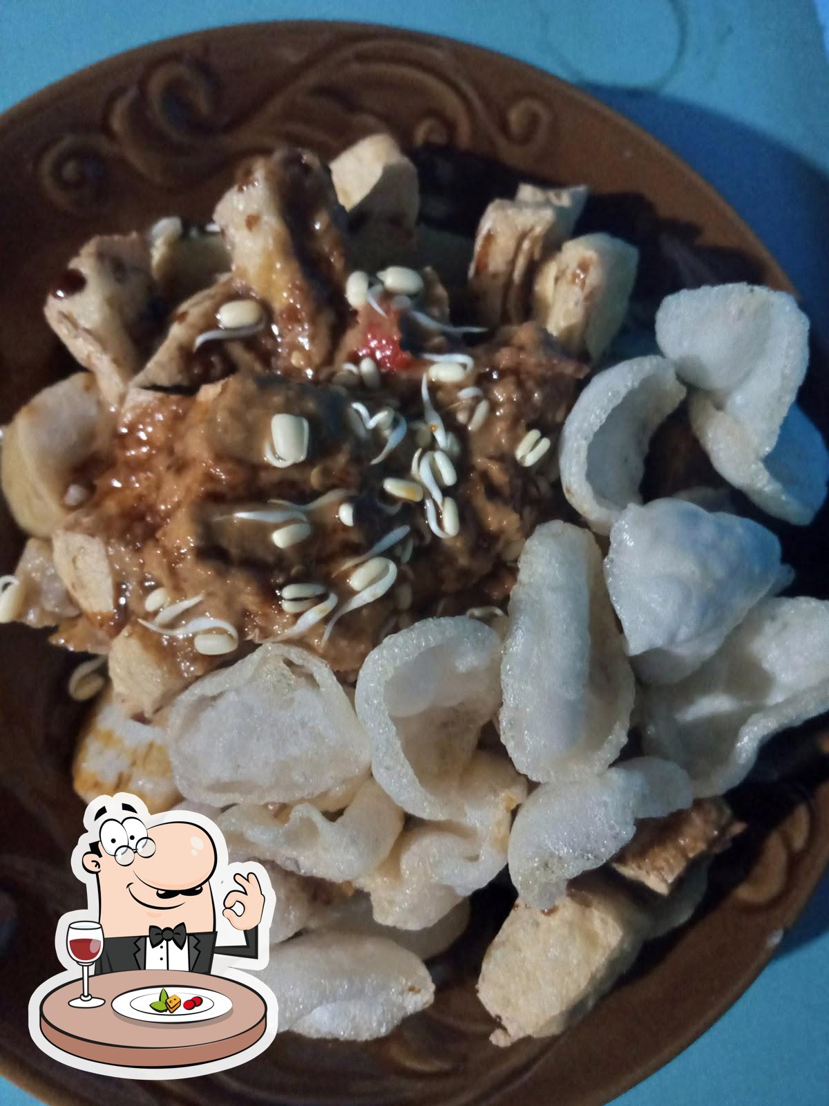 Warung Rujak & Lontong Tahu
