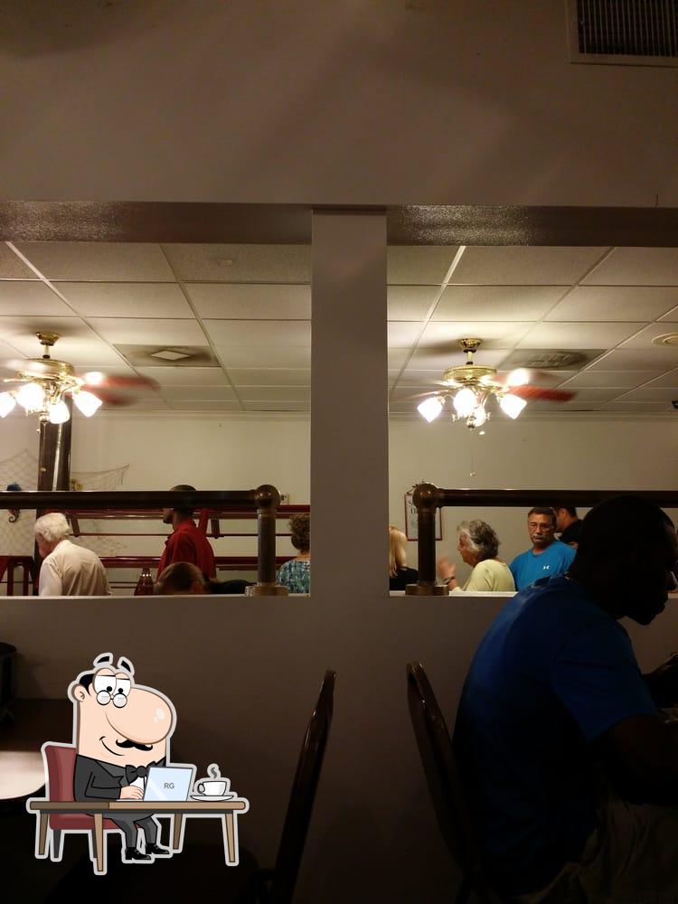 Big R's Restaurant
