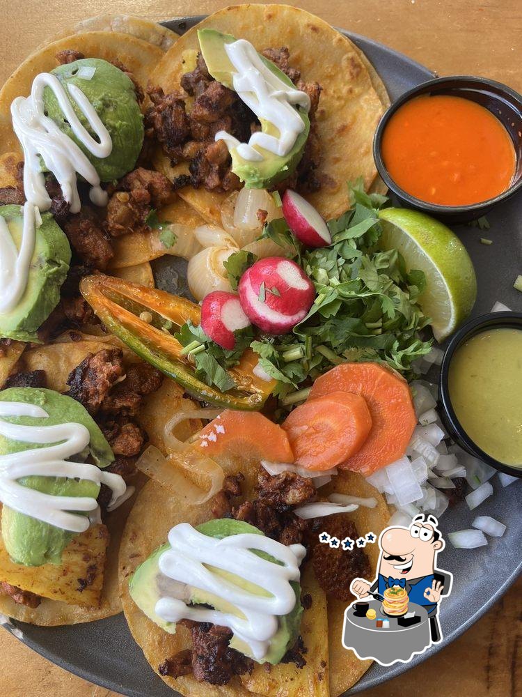 Tacos Y Tortas Adrian