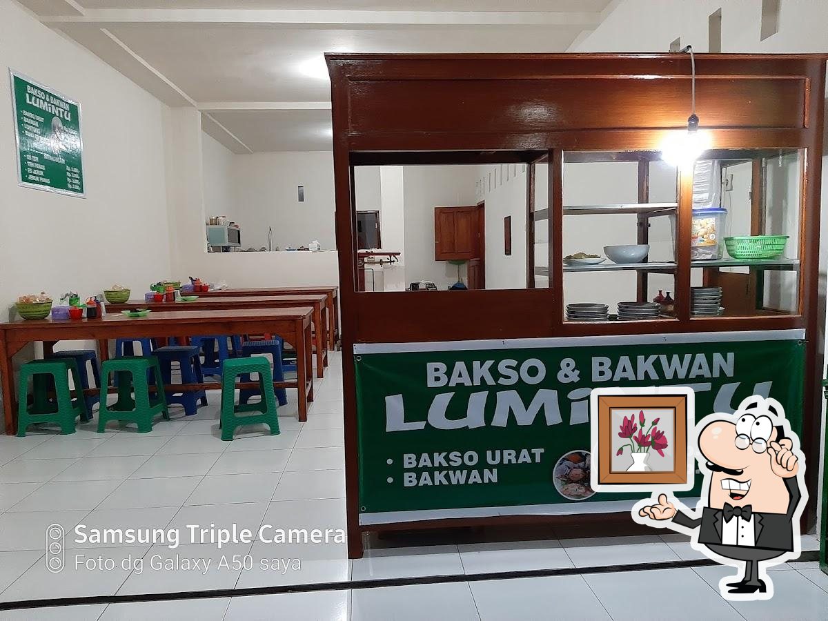 Bakso dan bakwan Lumintu