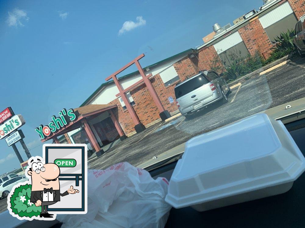 Yoshi's Sushi Japanese & Asian