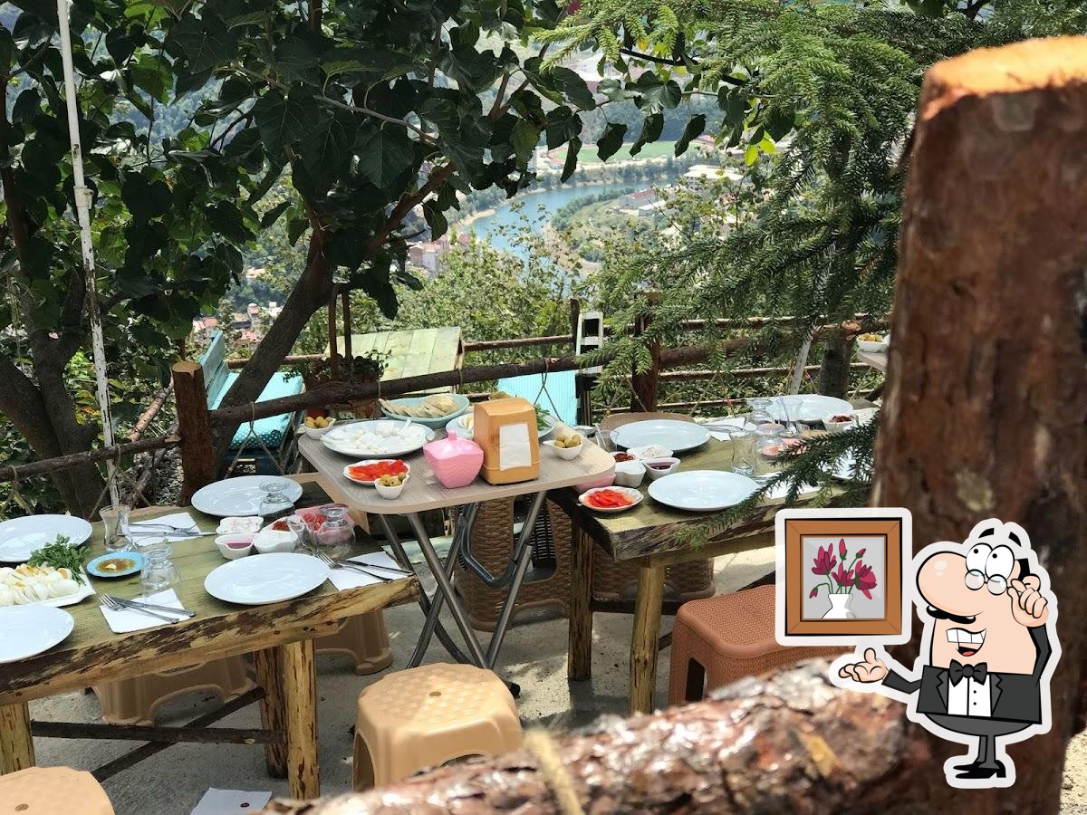 Huzur Tepe Bungalov Evleri ve Kahvaltı Salonu