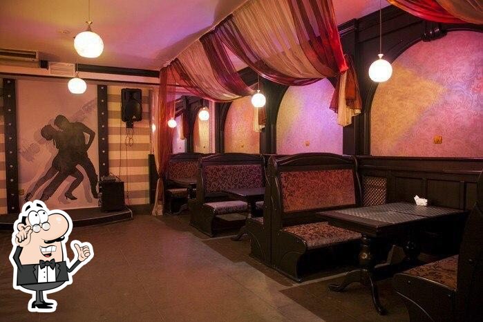 RESTO BAR, CHICAGO