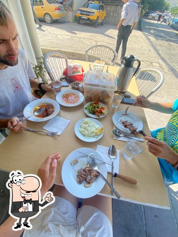 Yildiz Restaurant - Cag Kebab Ardanuc