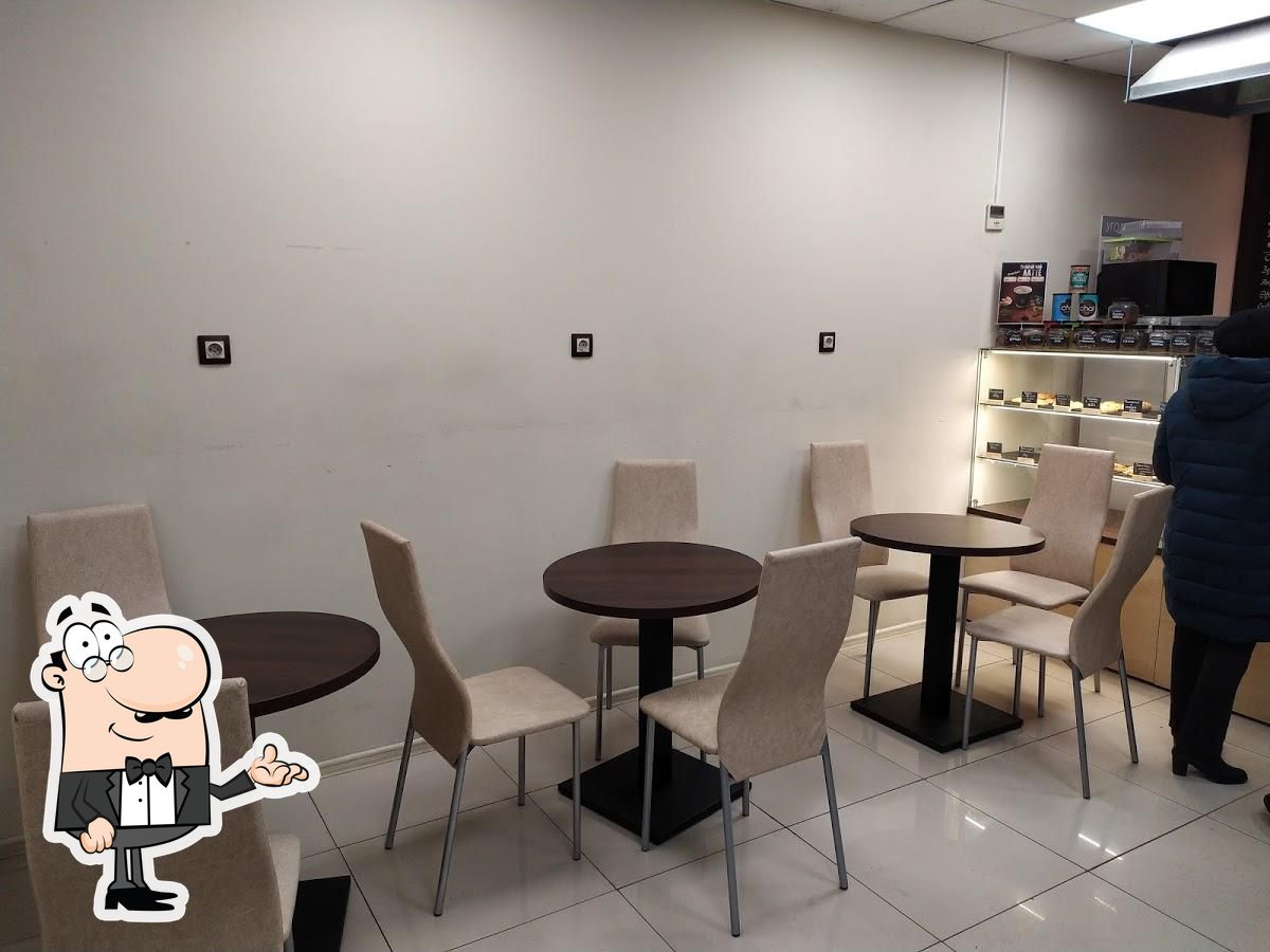 COFFEE ROOM