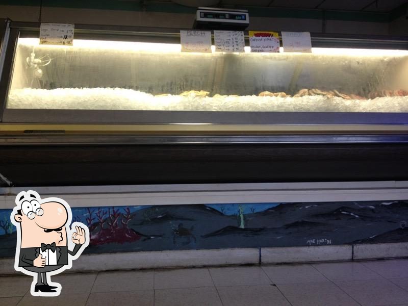 T & T Seafood Market