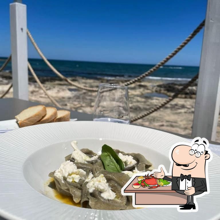 P Beach Club
