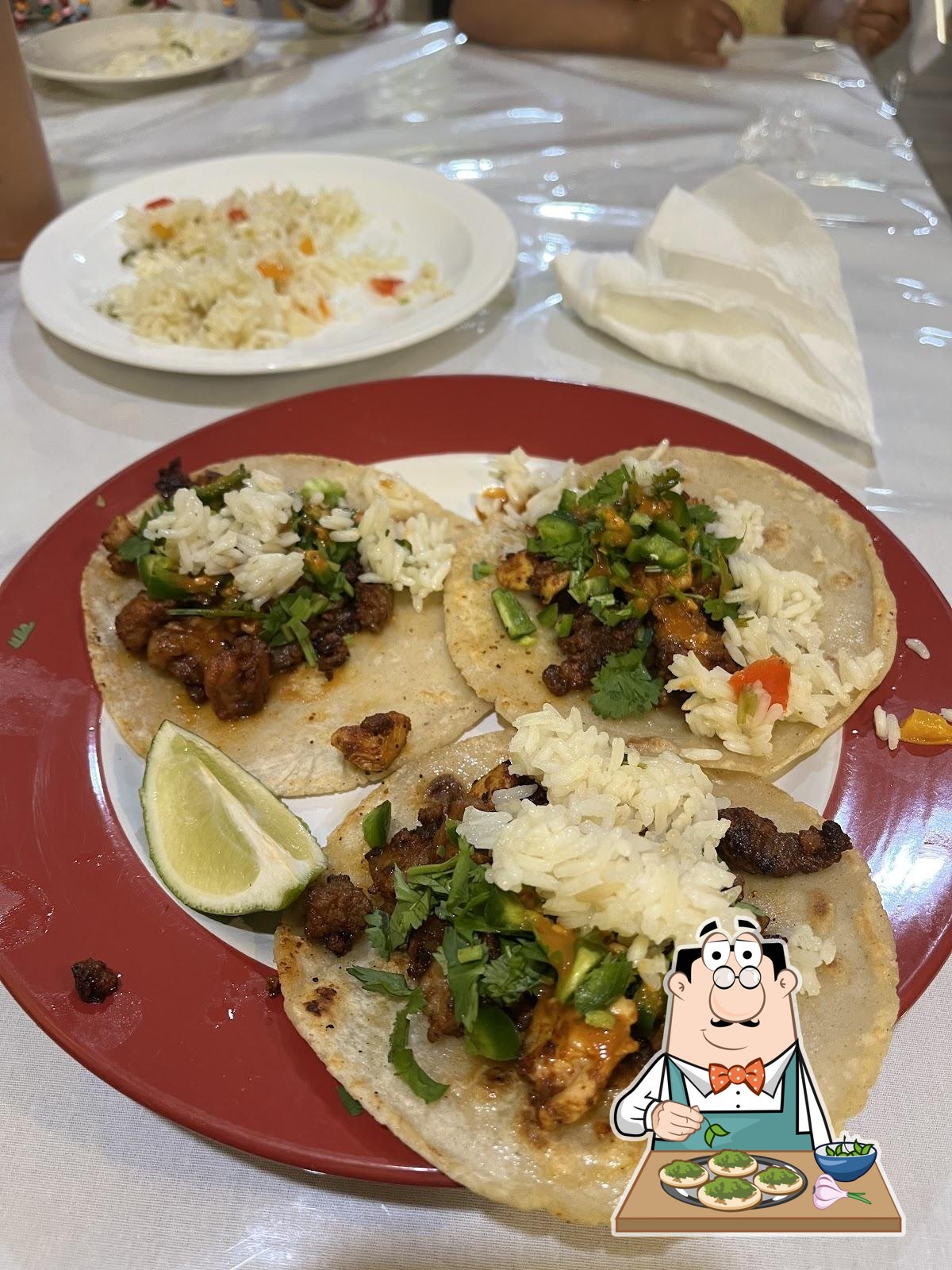 Los Roosters mexican Food