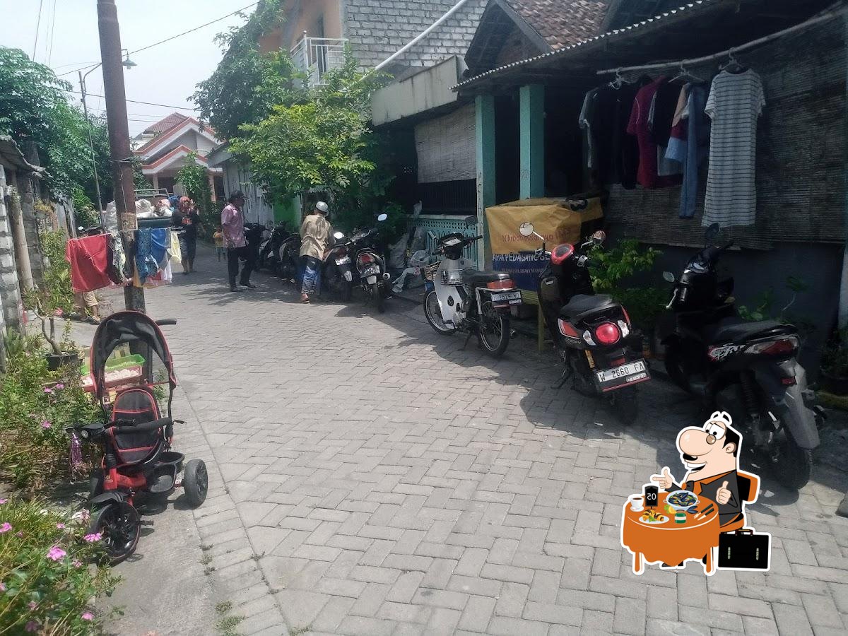 Warkop/Rujak Bu rusna