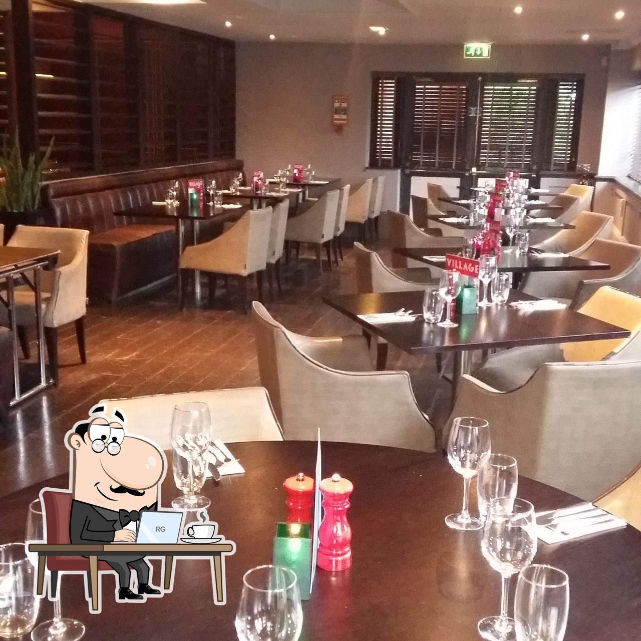 Village Hotel Pub & Grill