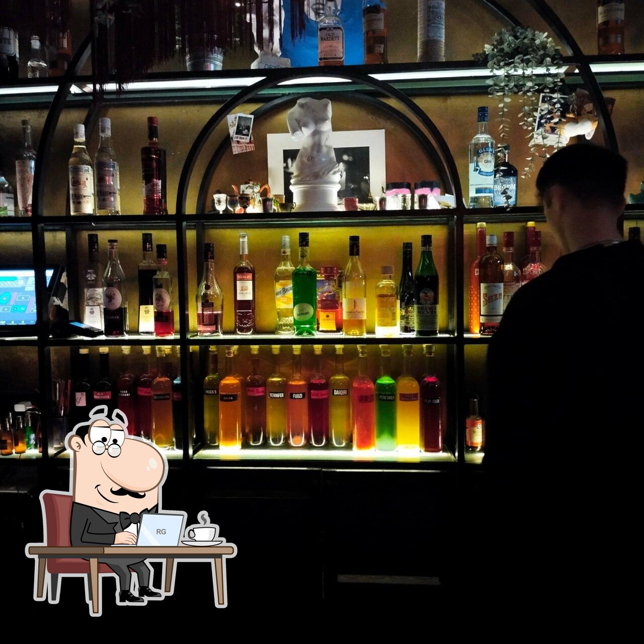 Посмотрите на внутренний интерьер "Dry&Wet".