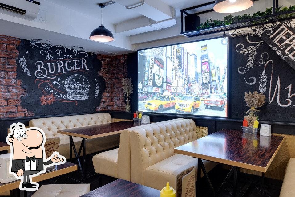 Забронируйте столик в "Lounge Beer Burger".