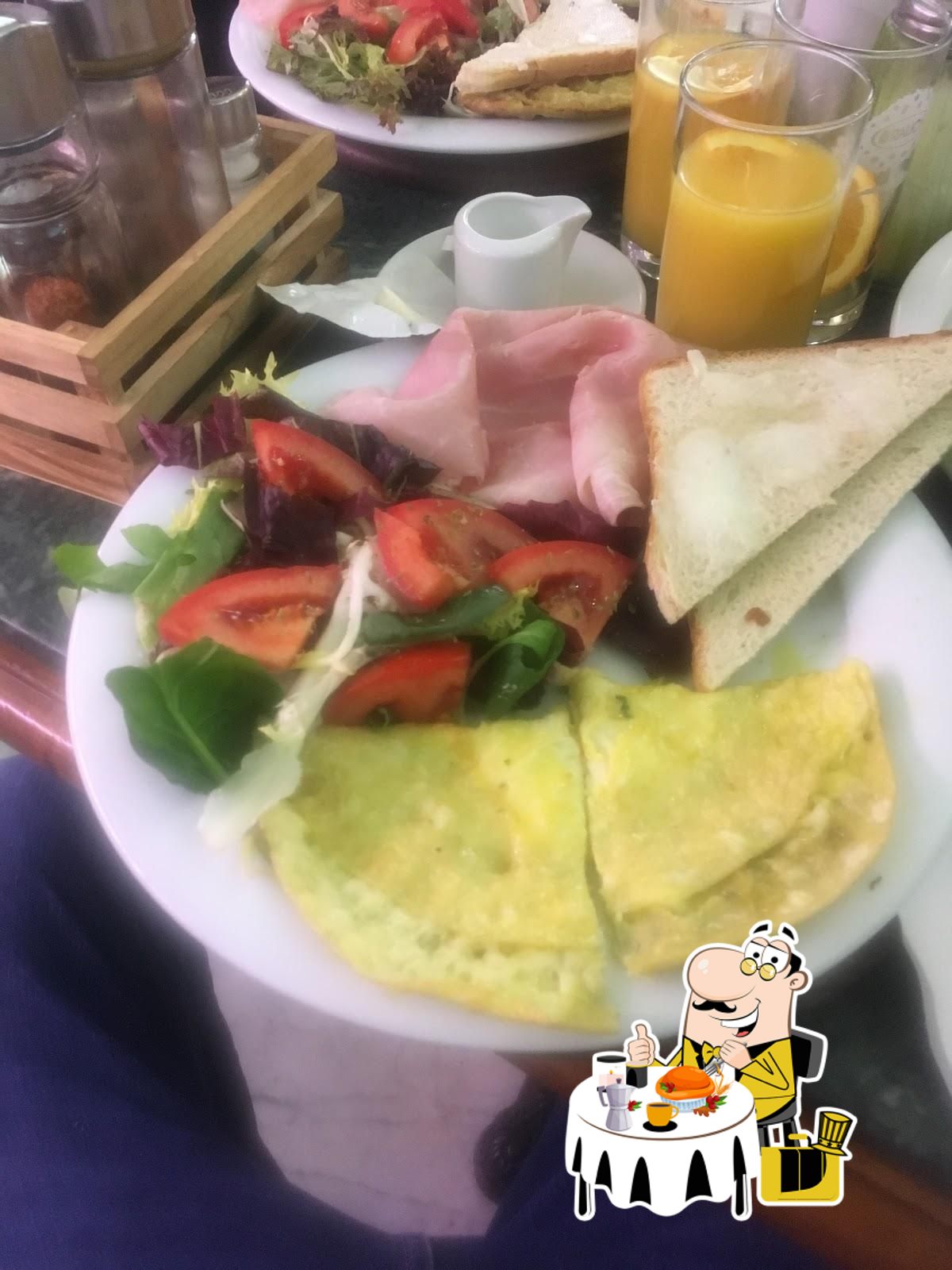 Еда в "Caffè Sabatino dal 1921"