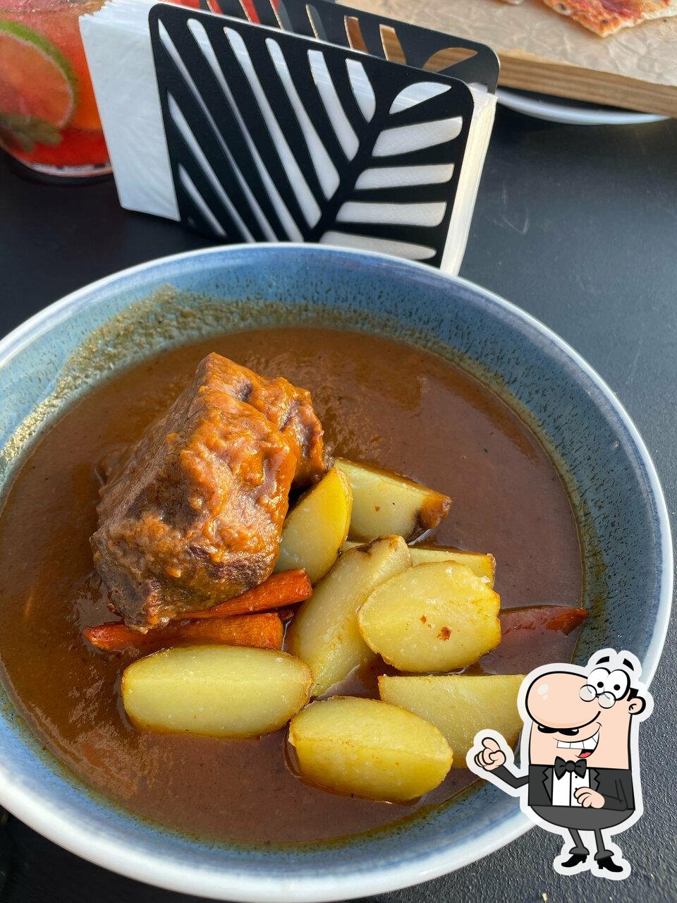 Посмотрите на внутренний интерьер "Вкус".