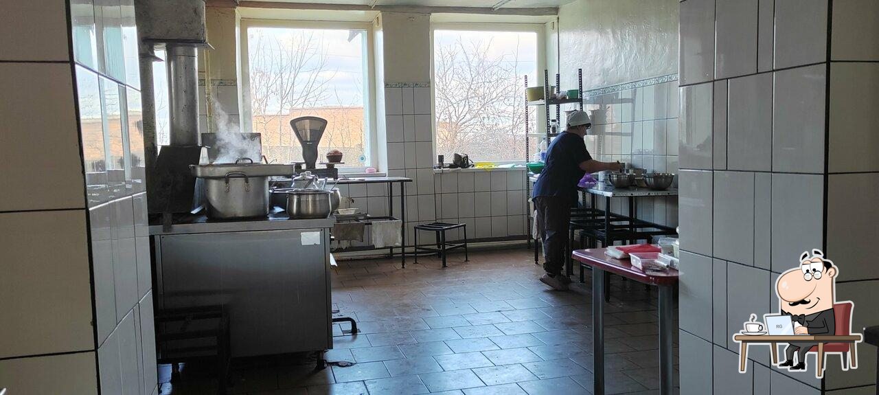 Забронируйте столик в "Столовая № 11".