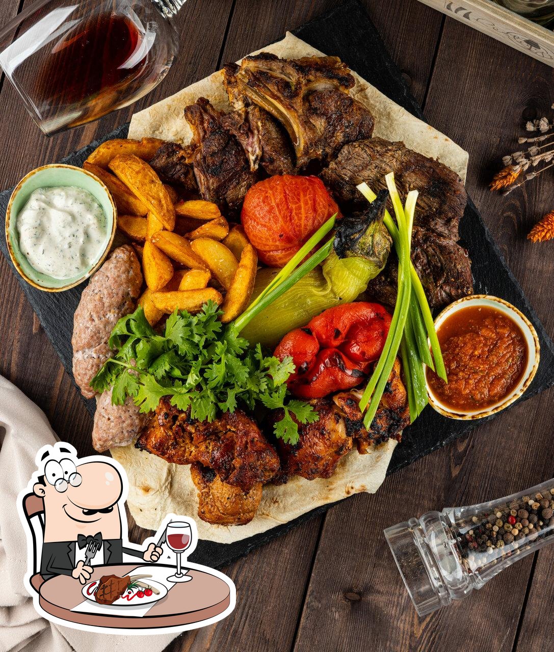 Ознакомьтесь с большим количеством мясных блюд.