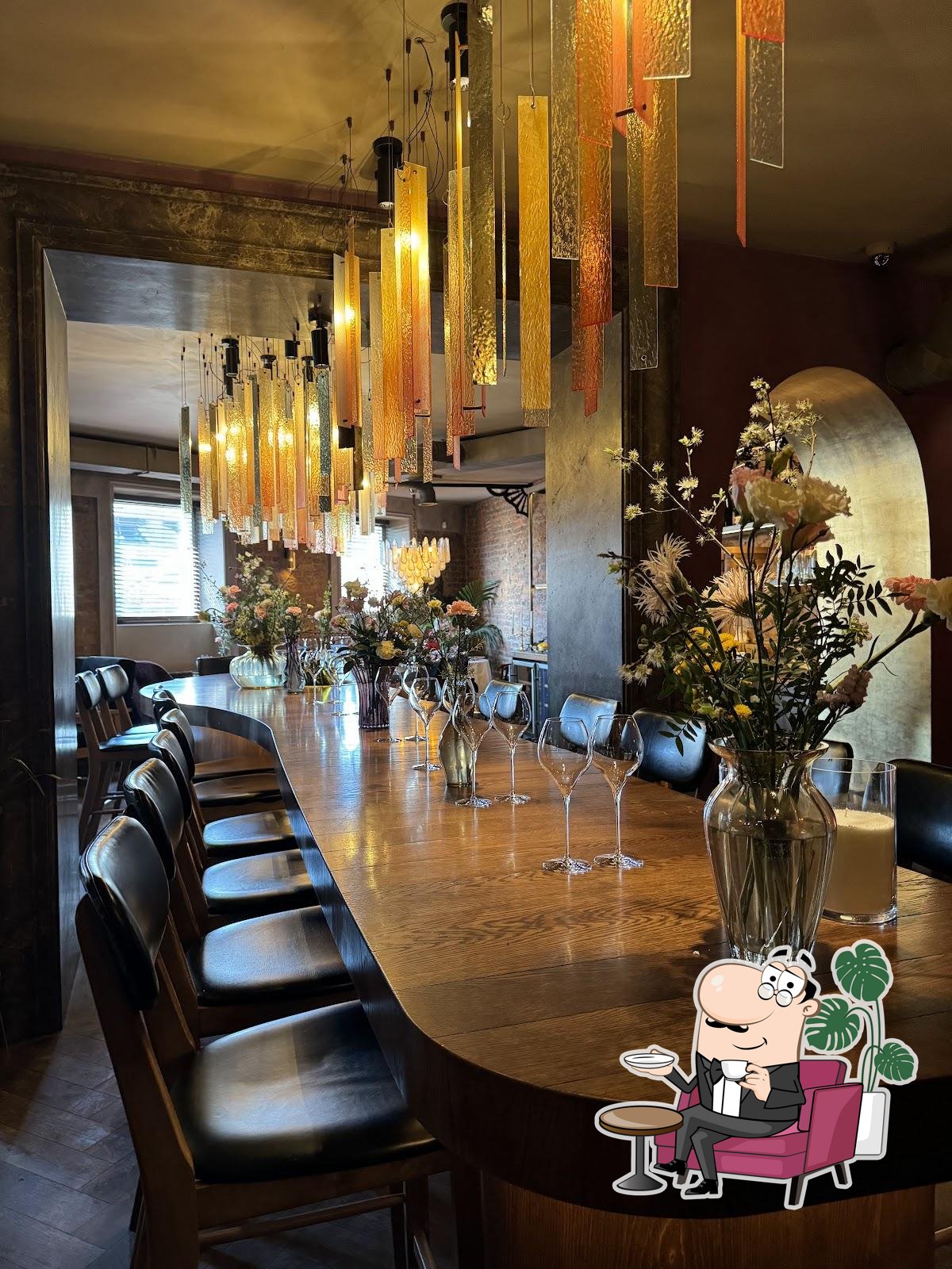 Забронируйте столик в "Salone pasta&bar".
