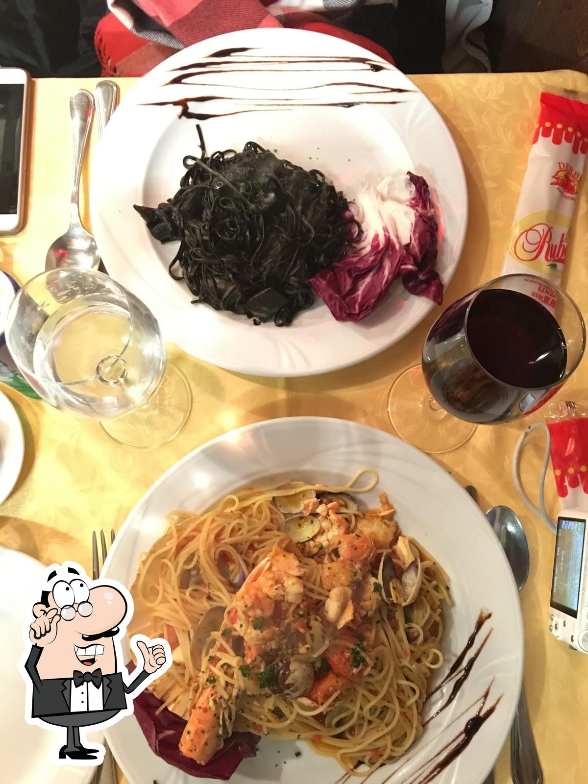Забронируйте столик в "Trattoria Tre Spiedi".
