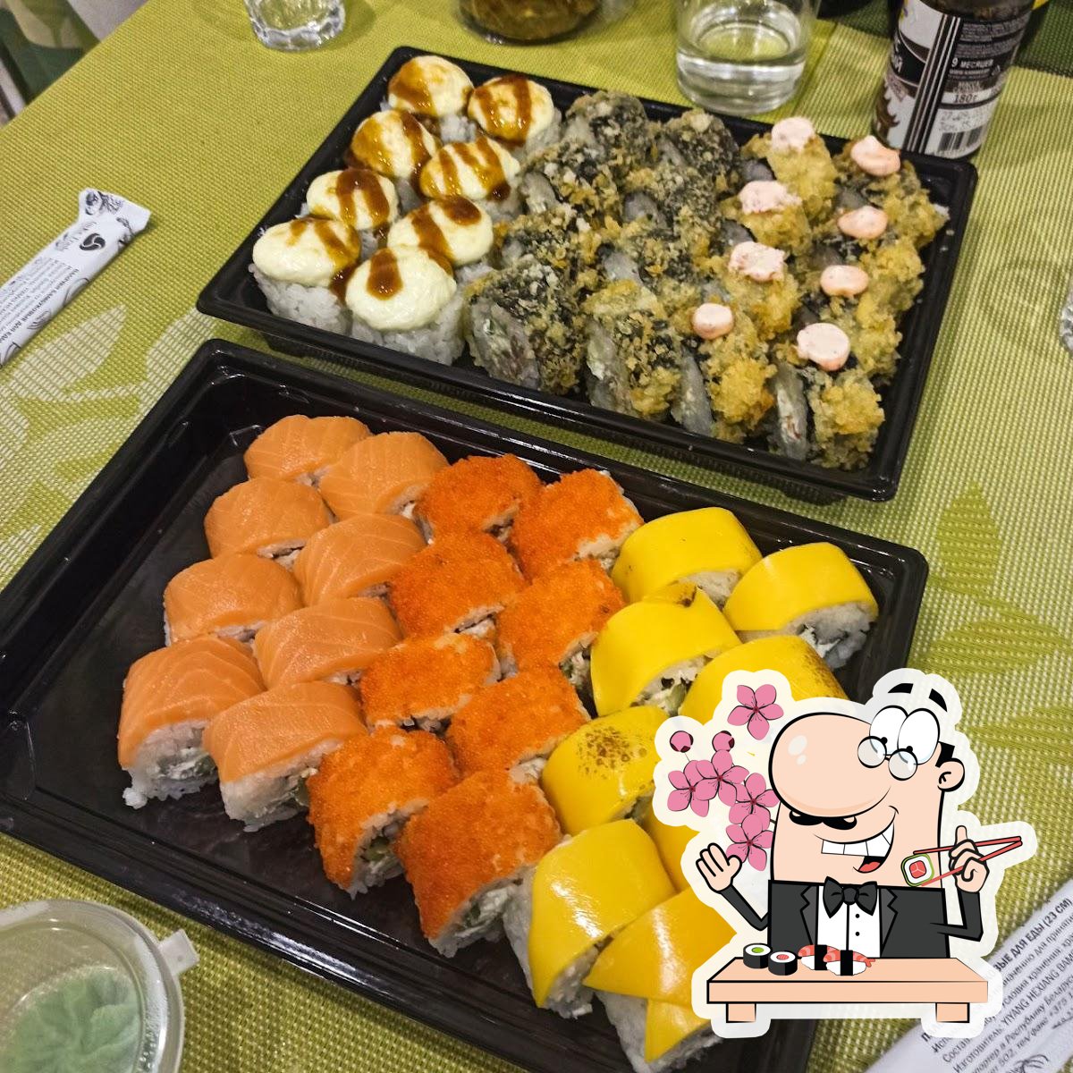 В "Sushi Master" предлагают суши и роллы.