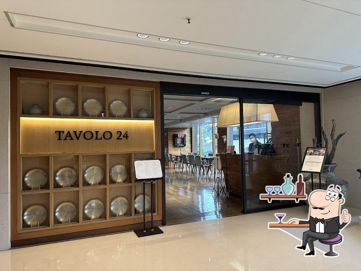 Интерьер "Tavolo 24".