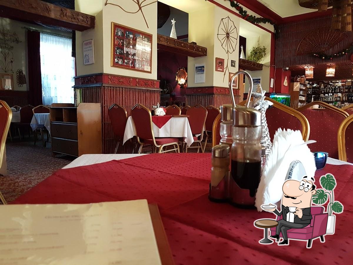 Интерьер "Restauracja Lotos".