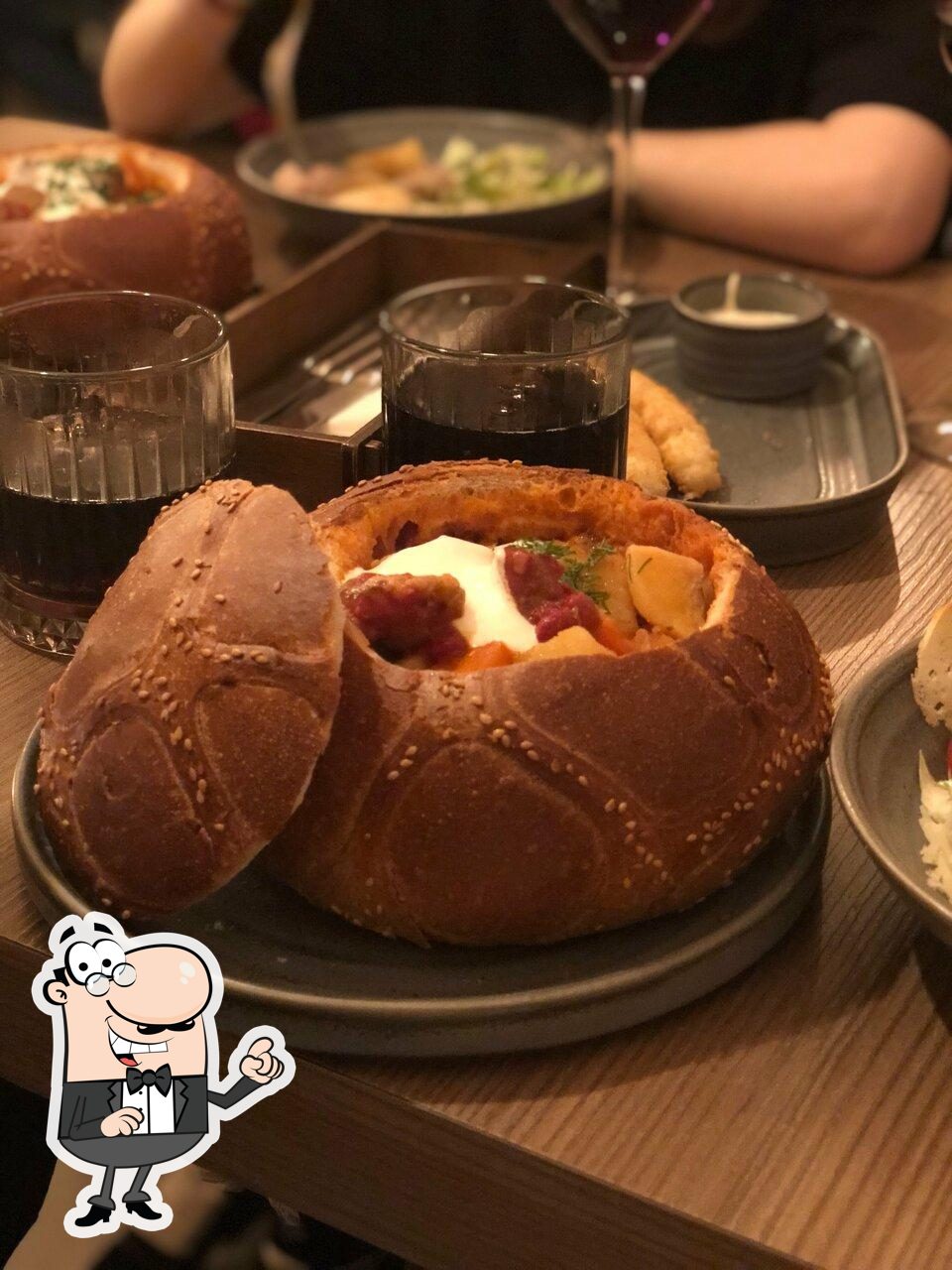 Интерьер "Хлеб и мясо".