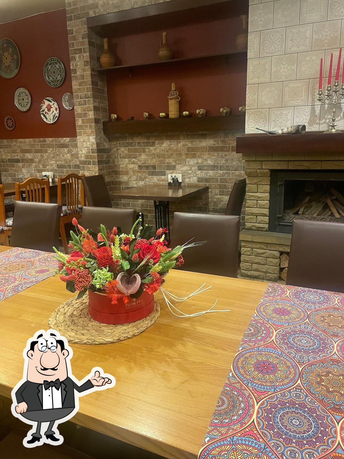 Забронируйте столик в "Saperavi - Georgian Culinary".