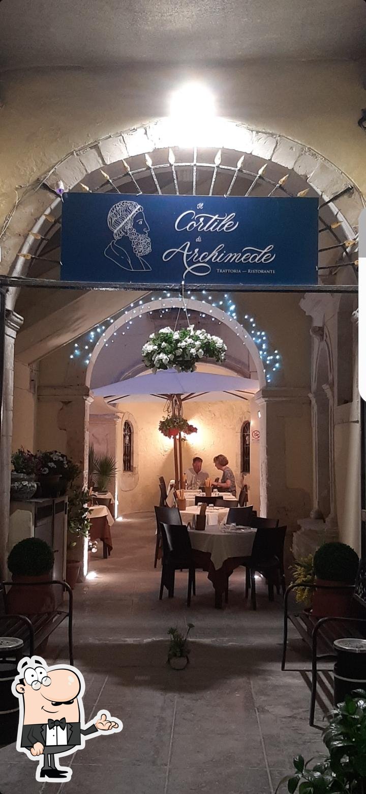 Посмотрите на внутренний интерьер "Il Cortile di Archimede".