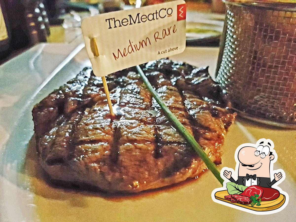 Отведайте мясные блюда в "The Meat Co. Souk Madinat Jumeirah".
