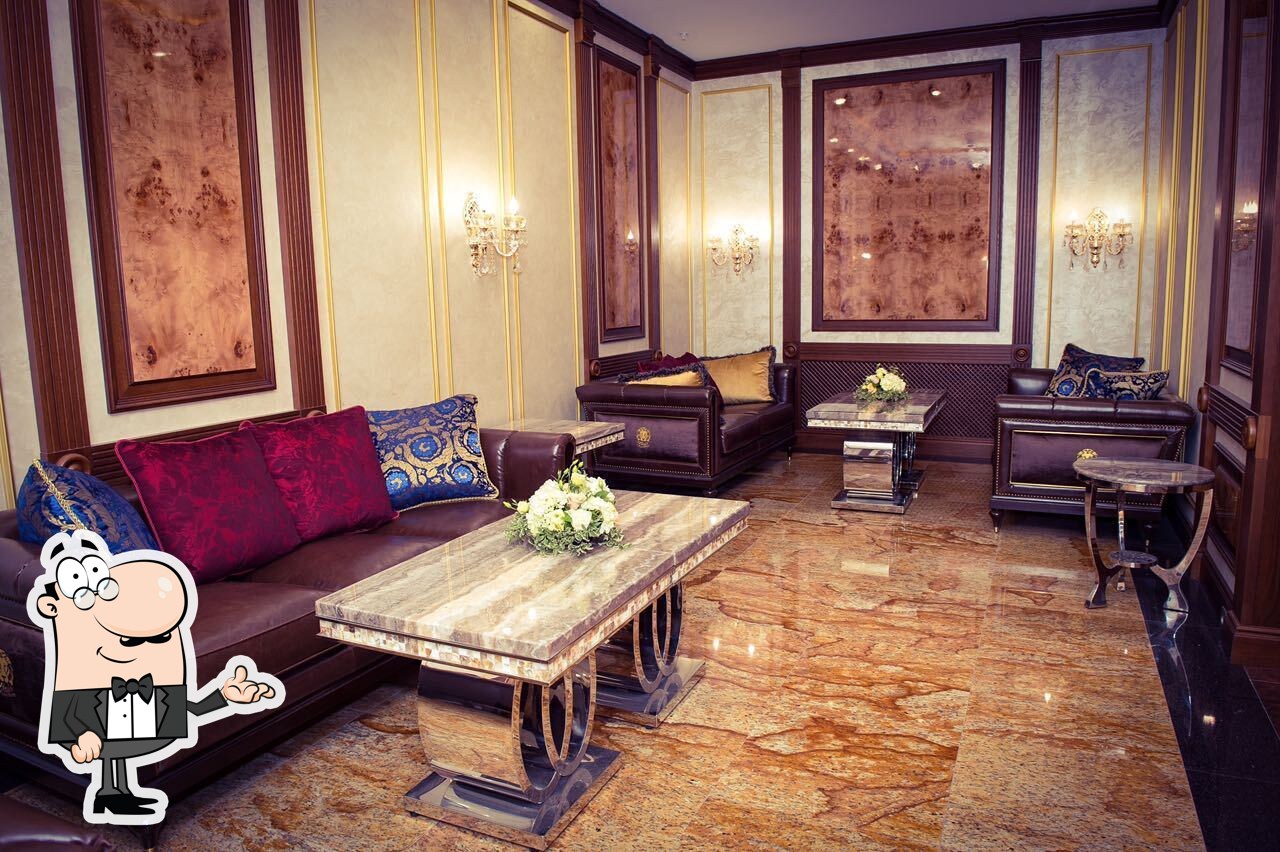 Забронируйте столик в "Triumph Event Hall".