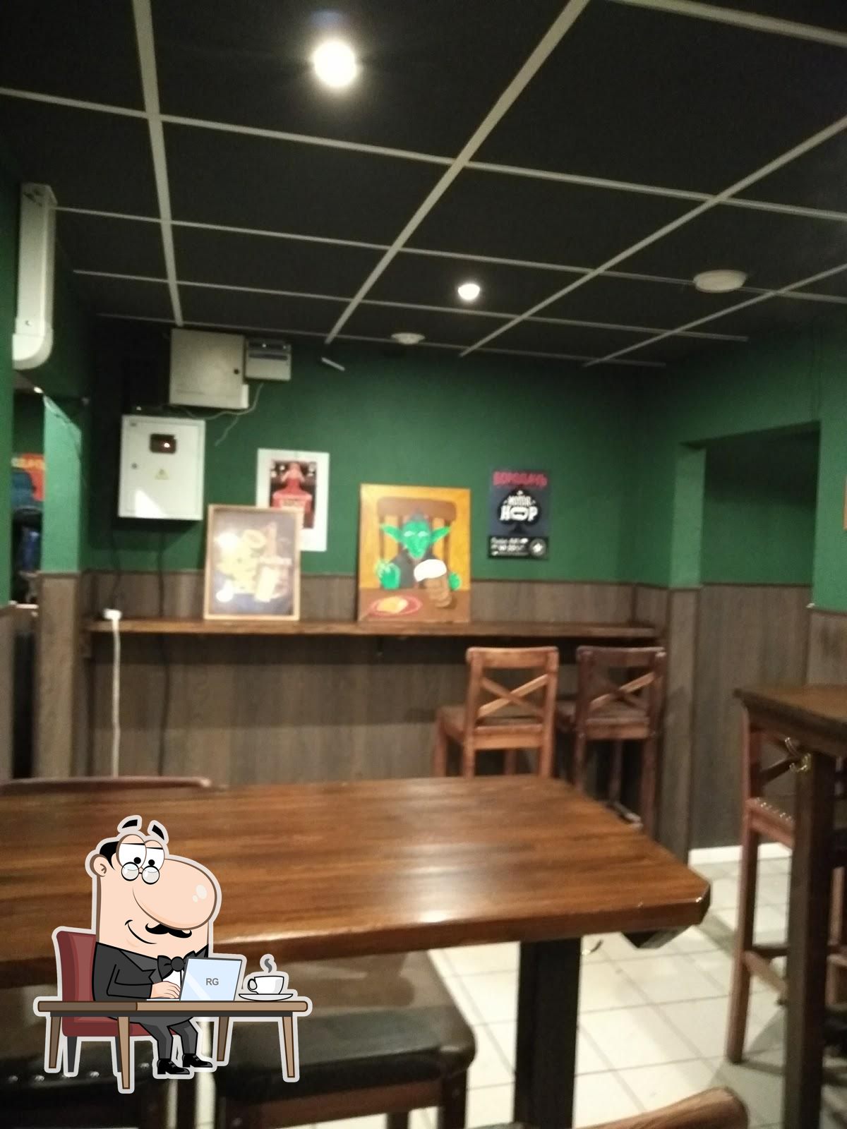Интерьер "Goblin Bar".