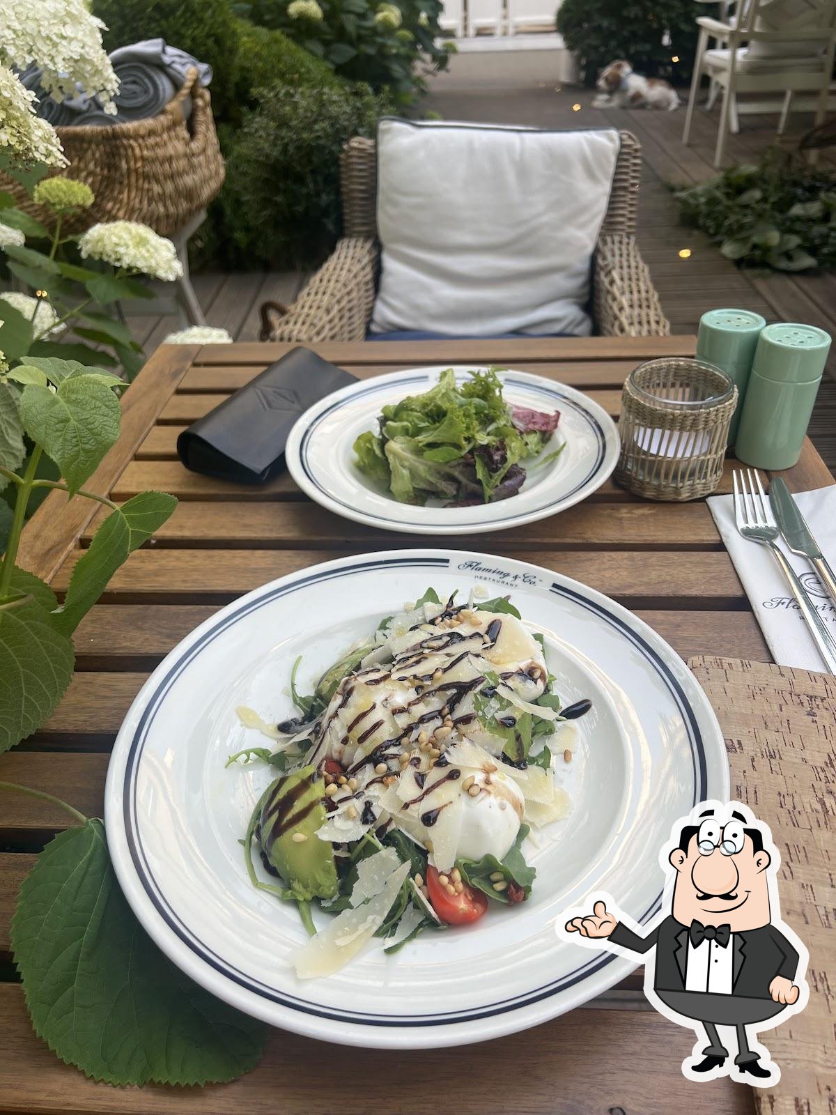 Интерьер "Flaming & Co Restaurant".