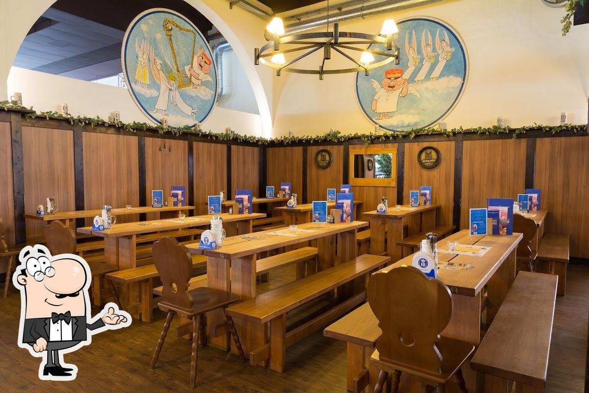 Интерьер "Hofbräu Wirtshaus Berlin".