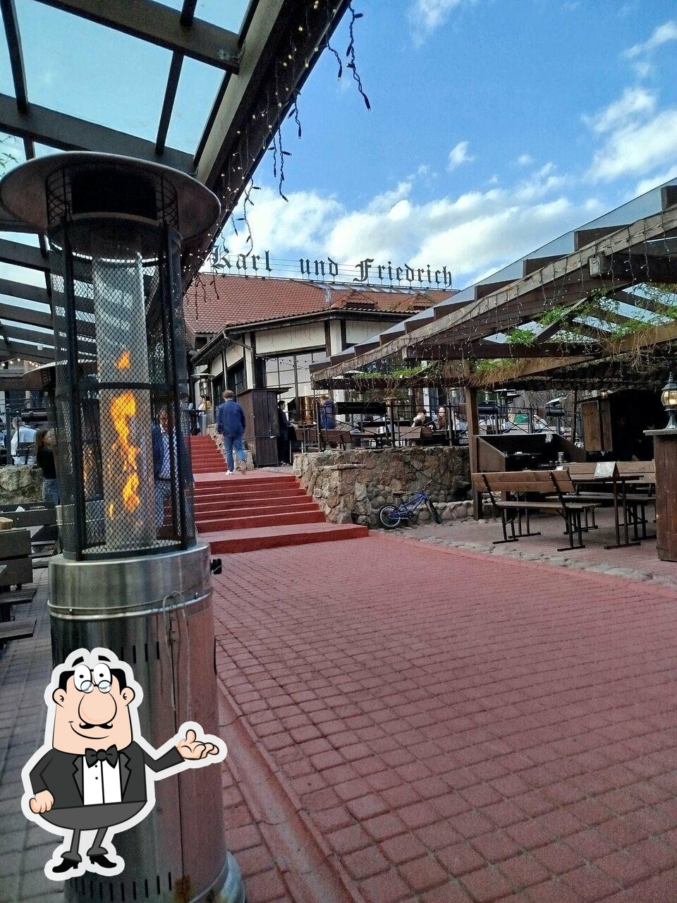 Забронируйте столик в "Карл и Фридрих".