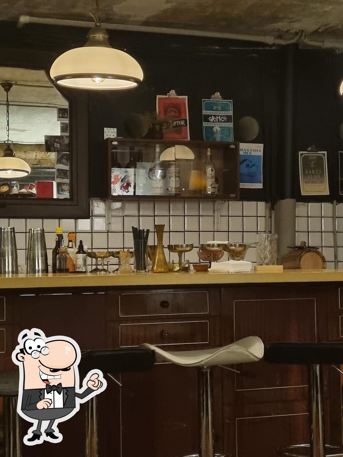 Забронируйте столик в "Covor Speakeasy Bar".