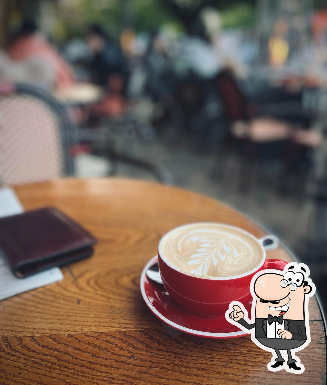 Интерьер "23 Cafe boulangerie".