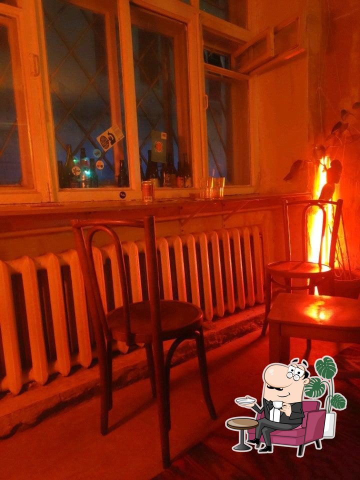 Забронируйте столик в "Сосна и Липа".
