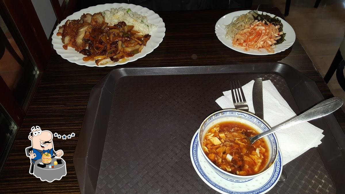 Блюда в "Liliom Chinese buffet"