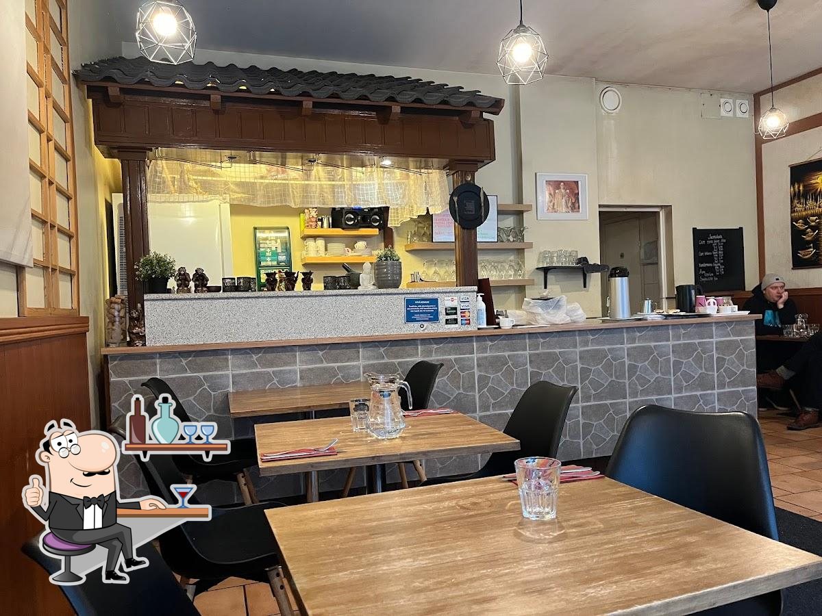 Забронируйте столик в "Restaurant Maneerat".