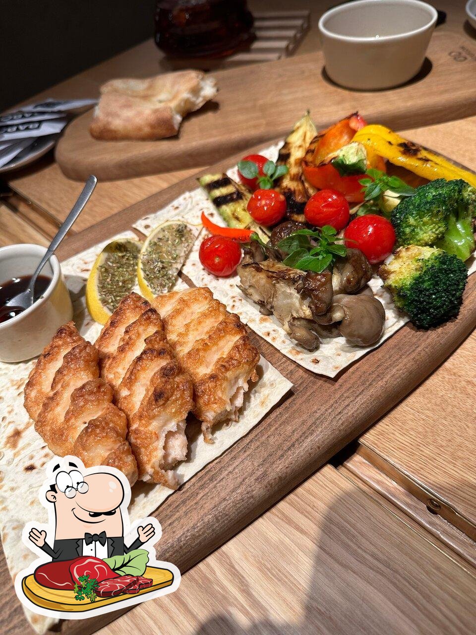 Ознакомьтесь с большим количеством мясных блюд.