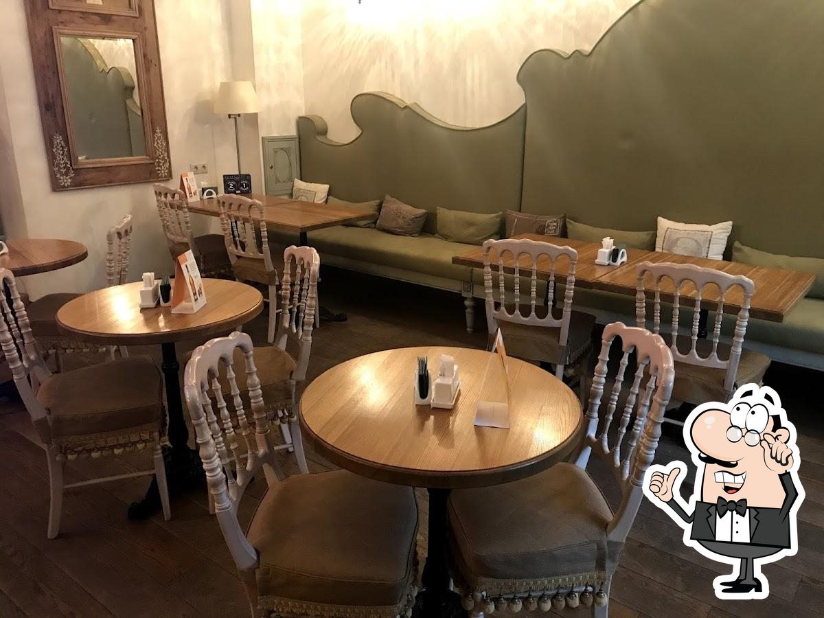 Интерьер "20 Франков".